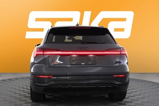 Audi Q8 e-tron vaihtoauto