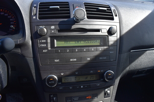 Toyota Avensis vaihtoauto