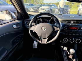 Alfa Romeo Giulietta vaihtoauto