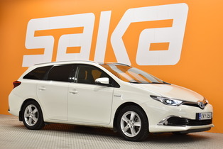 Toyota Auris vaihtoauto