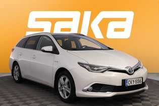 Toyota Auris vaihtoauto