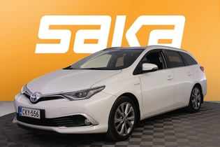 Toyota Auris vaihtoauto