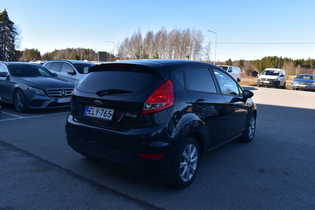 Ford Fiesta vaihtoauto