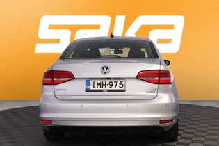 Volkswagen Jetta vaihtoauto