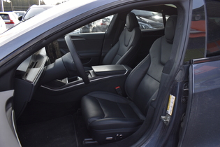 Tesla Model S vaihtoauto