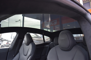 Tesla Model S vaihtoauto