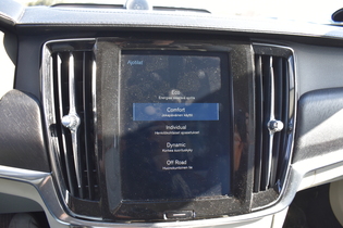 Volvo V90 Cross Country vaihtoauto