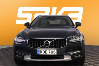 Volvo V90 Cross Country vaihtoauto
