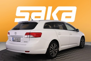 Toyota Avensis vaihtoauto