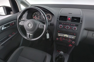 Volkswagen Touran vaihtoauto