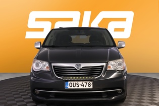 Lancia Voyager vaihtoauto