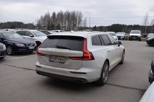Volvo V60 vaihtoauto
