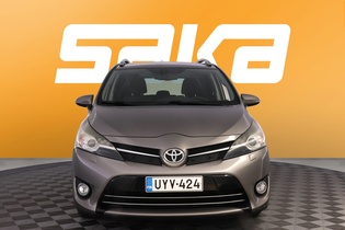 Toyota Verso vaihtoauto