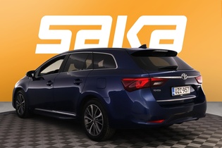 Toyota Avensis vaihtoauto