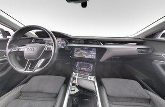 Audi Q8 e-tron vaihtoauto