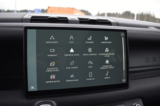 Land Rover Defender vaihtoauto