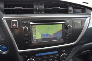 Toyota Auris vaihtoauto