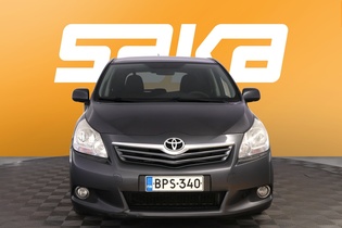 Toyota Verso vaihtoauto