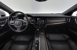 Volvo V90 Cross Country vaihtoauto