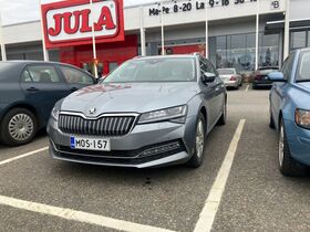 Skoda Superb vaihtoauto