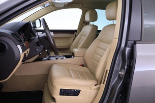 Volkswagen Touareg vaihtoauto