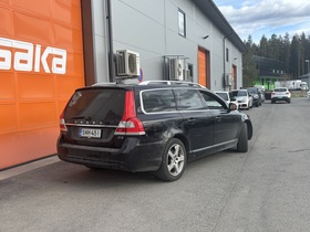 Volvo V70 vaihtoauto