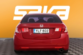 Honda Accord vaihtoauto