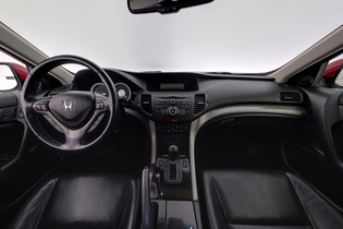 Honda Accord vaihtoauto