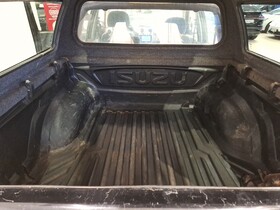 Isuzu D-Max vaihtoauto