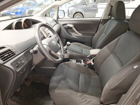 Toyota Verso vaihtoauto