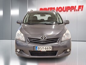 Toyota Verso vaihtoauto