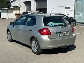 Toyota Auris vaihtoauto