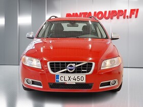 Volvo V70 vaihtoauto