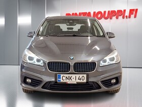 BMW 225 vaihtoauto