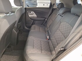 Kia Niro plug-in vaihtoauto