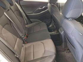 Hyundai i30 5d vaihtoauto