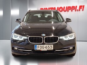 BMW 330 vaihtoauto