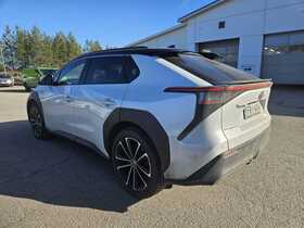 Toyota bZ4X vaihtoauto