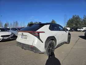 Toyota bZ4X vaihtoauto