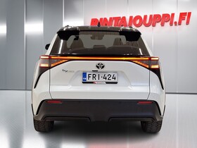 Toyota bZ4X vaihtoauto