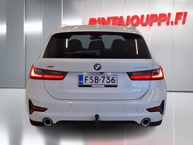 BMW 330 vaihtoauto