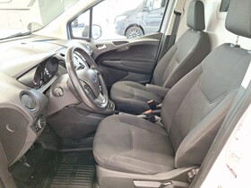 Ford Transit Courier vaihtoauto