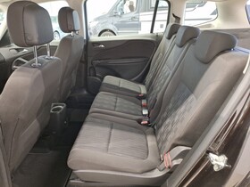 Opel Zafira Tourer vaihtoauto