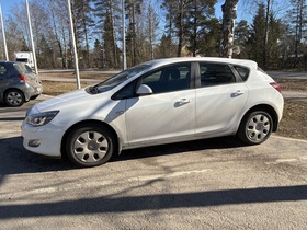 Opel Astra vaihtoauto