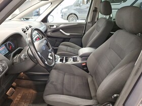 Ford S-MAX vaihtoauto