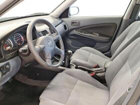 Nissan Almera vaihtoauto