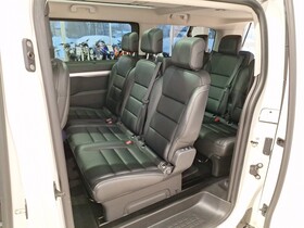 Peugeot e-Traveller vaihtoauto