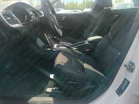 Volvo V40 Cross Country vaihtoauto