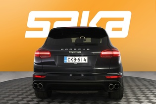 Porsche Cayenne vaihtoauto