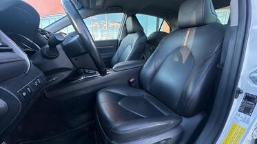 Toyota Camry vaihtoauto